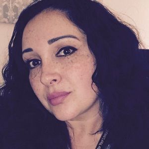 Meet your Posher, Candice